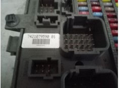 Recambio de caja reles / fusibles para renault premium distribution referencia OEM IAM 7421079590   2