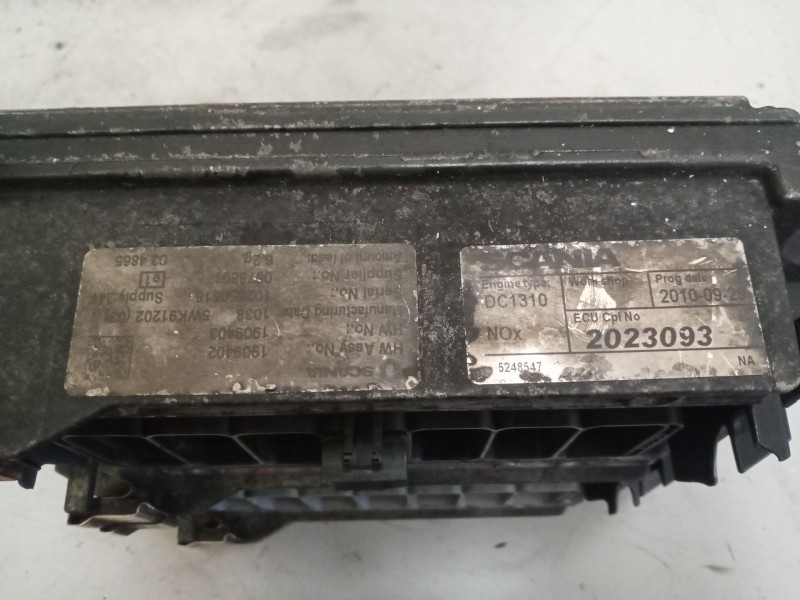 Recambio de centralita motor edc para scania p,g,r,t - series g 440, r 440 referencia OEM IAM 2023093  DC1310
