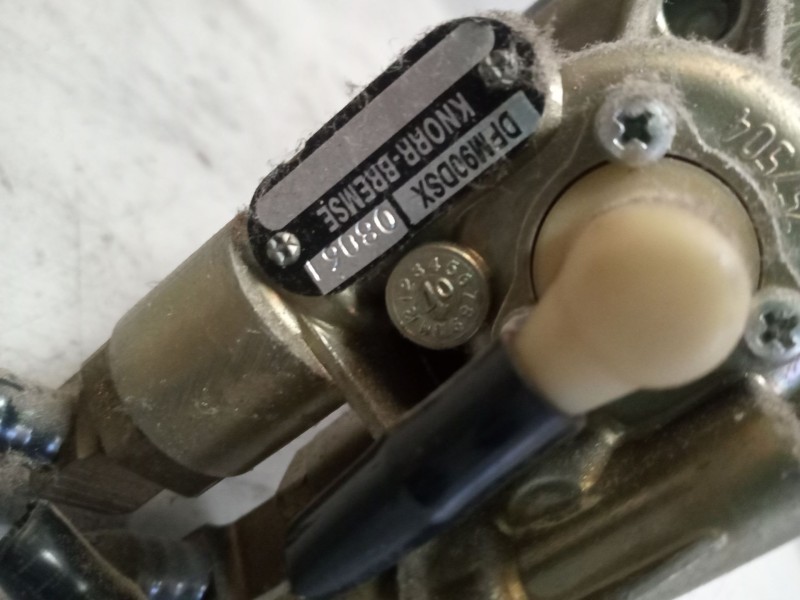 Recambio de palanca freno de mano para daf serie xf105.xxx 12.9 diesel referencia OEM IAM DPM90DSX  