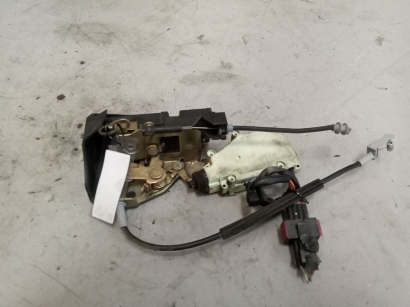 Recambio de cerradura puerta delantera izquierda para daf serie lf45.xxx desde 06 referencia OEM IAM 1406623  