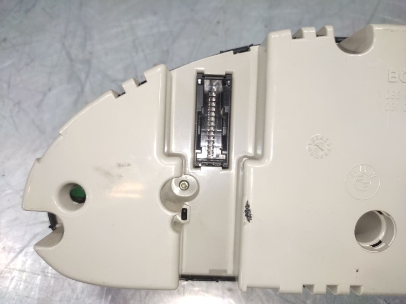 Recambio de cuadro instrumentos para bmw serie 3 berlina (e46) 318d referencia OEM IAM 0263639160  4117708