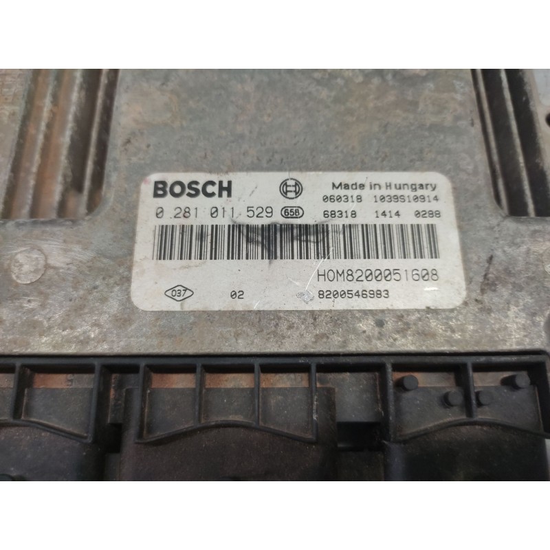 Recambio de centralita motor uce para opel vivaro 1.9 cdti cat (f9q-760 / l08) referencia OEM IAM 0281011529 8200546983 82000516