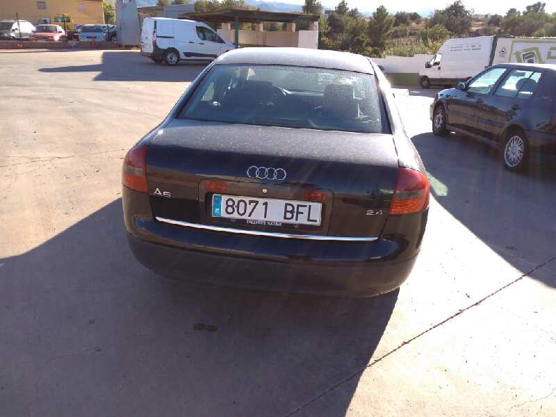 audi a6 berlina (4b2) del año 2001