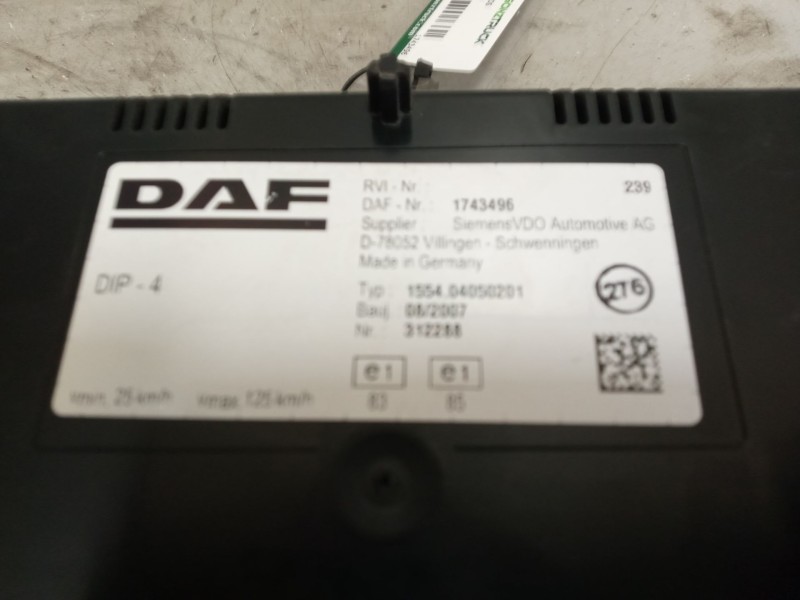 Recambio de cuadro instrumentos para daf serie xf105.xxx 12.9 diesel referencia OEM IAM 1743496  