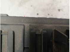 Recambio de caja reles / fusibles para daf serie xf105.xxx 12.9 diesel referencia OEM IAM 1674870  518685201700 2