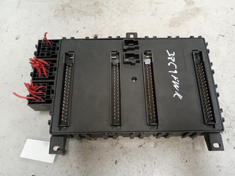 Recambio de caja reles / fusibles para daf serie xf105.xxx 12.9 diesel referencia OEM IAM 1674870  518685201700