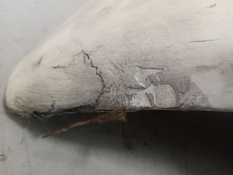 Recambio de puntera paragolpes delantera derecha para renault premium distribution referencia OEM IAM 5010578327  