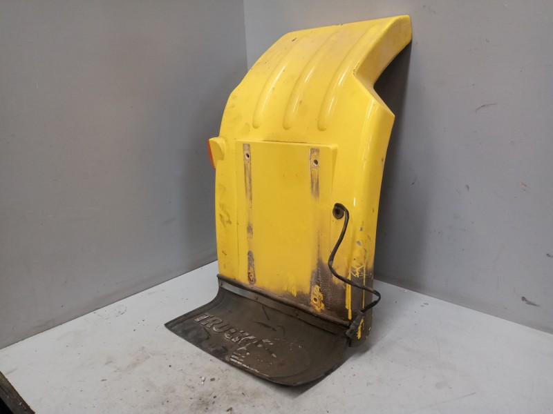 Recambio de guardabarros delantero izquierdo para daf serie lf45.xxx desde 06 referencia OEM IAM 1405039  