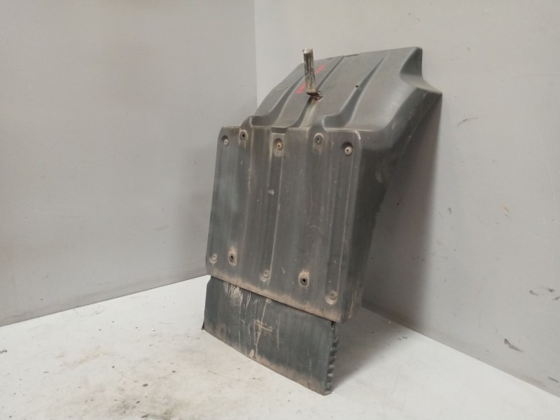 Recambio de guardabarros delantero izquierdo para man tg - l 12.xxx 4.6 diesel referencia OEM IAM 81664100177  