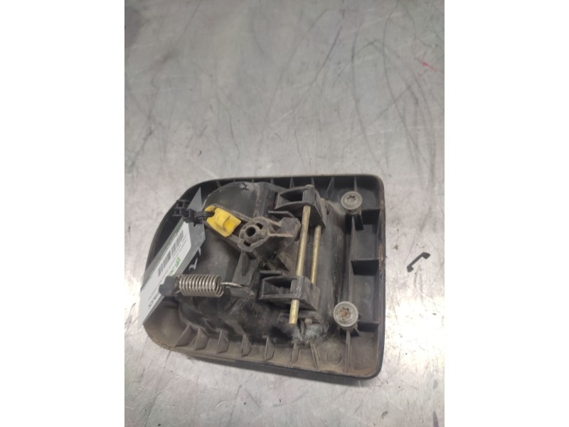 Recambio de maneta exterior delantera derecha para opel movano combi medio 3.5t referencia OEM IAM 7700352489  