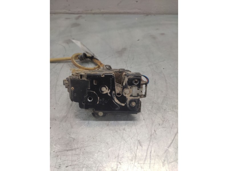 Recambio de cerradura puerta trasera izquierda para seat toledo (1m2) signo referencia OEM IAM 3B4839015M  6 PINS