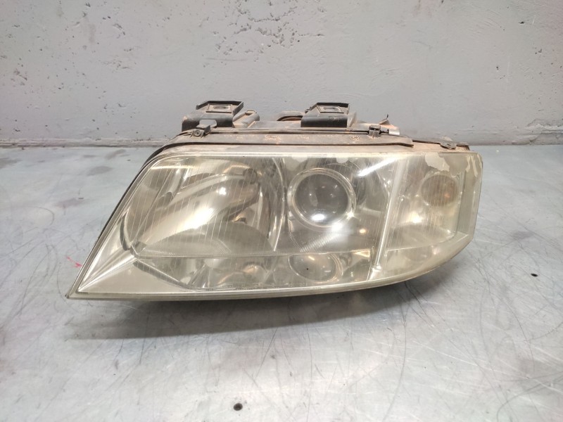 Recambio de faro izquierdo para audi a6 berlina (4b2) 2.4 (121kw) referencia OEM IAM   