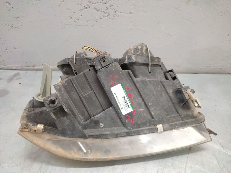 Recambio de faro izquierdo para audi a6 berlina (4b2) 2.4 (121kw) referencia OEM IAM   