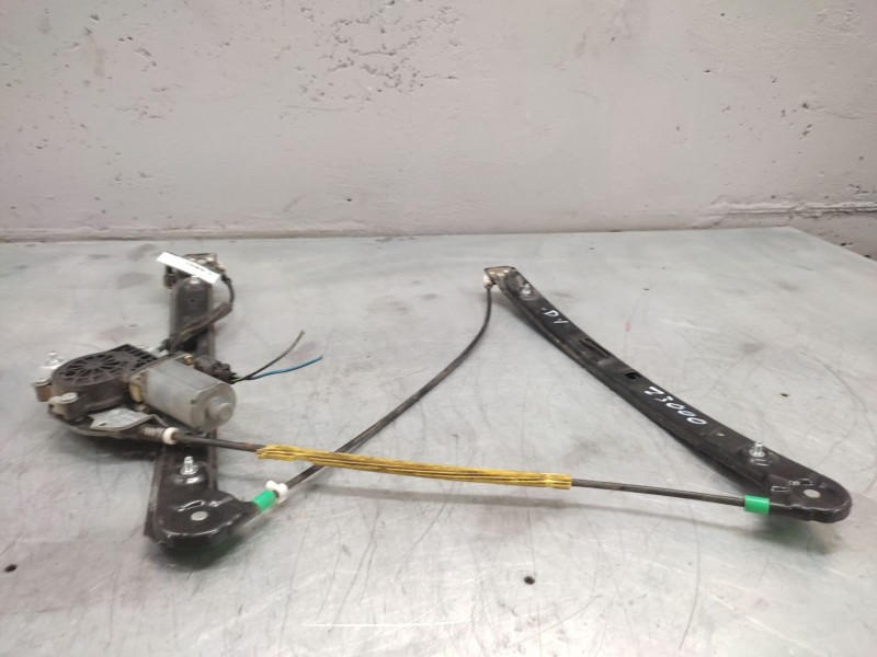 Recambio de elevalunas delantero izquierdo para bmw serie 3 berlina (e46) 318d referencia OEM IAM 676283620630  