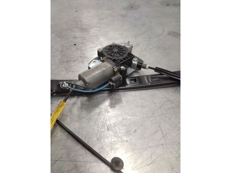 Recambio de elevalunas delantero izquierdo para bmw serie 3 berlina (e46) 318i referencia OEM IAM 676283620630  