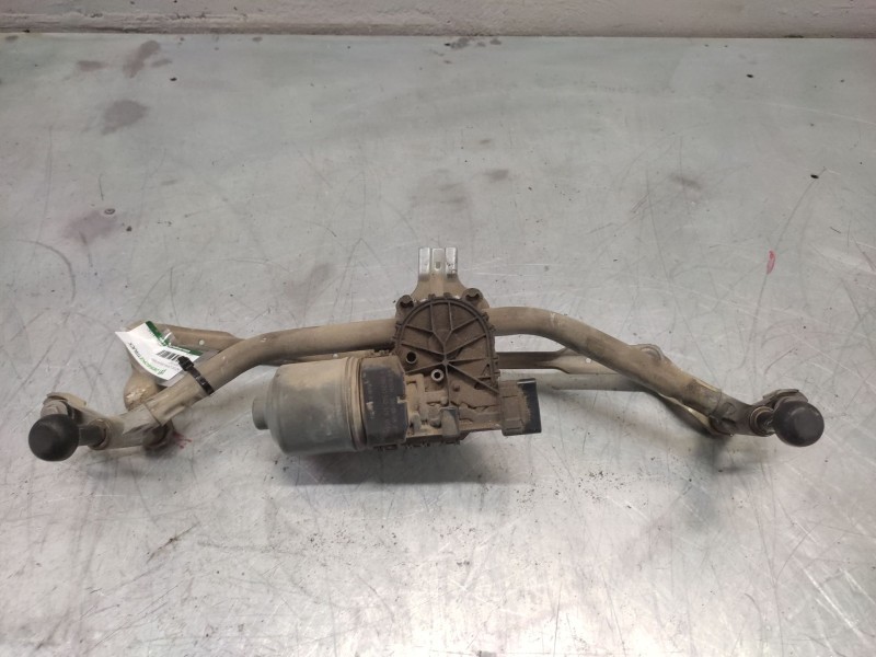 Recambio de motor limpia delantero para peugeot 207 urban referencia OEM IAM 0390241540  4 PINS