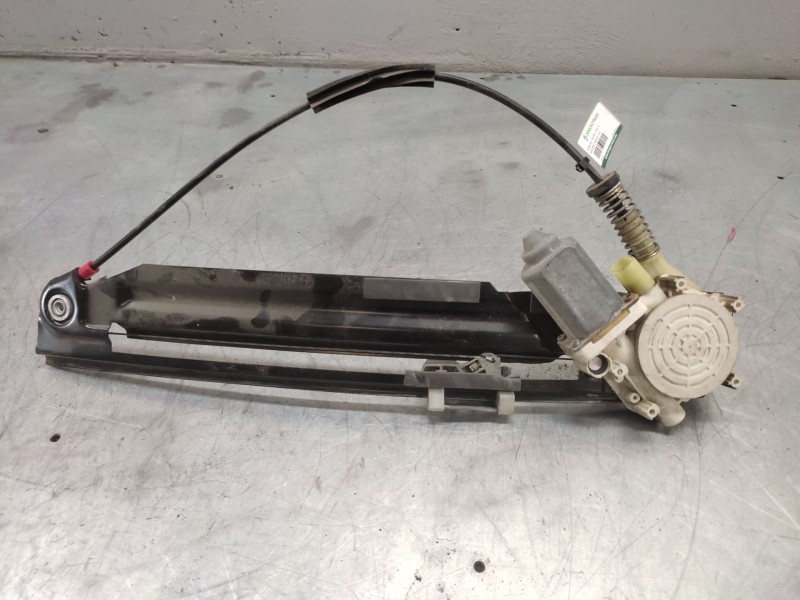 Recambio de elevalunas trasero derecho para bmw serie 5 berlina (e39) 530d referencia OEM IAM 67628360511  
