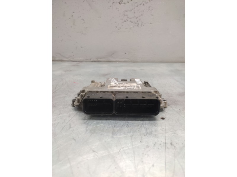 Recambio de centralita motor uce para kia carens (un) concept referencia OEM IAM 0281014568  6911327487