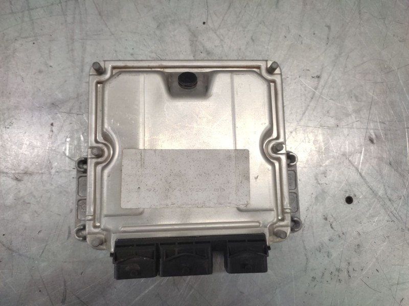 Recambio de centralita motor uce para peugeot 307 (s1) xs referencia OEM IAM 0281011081 9646850580 9647472780