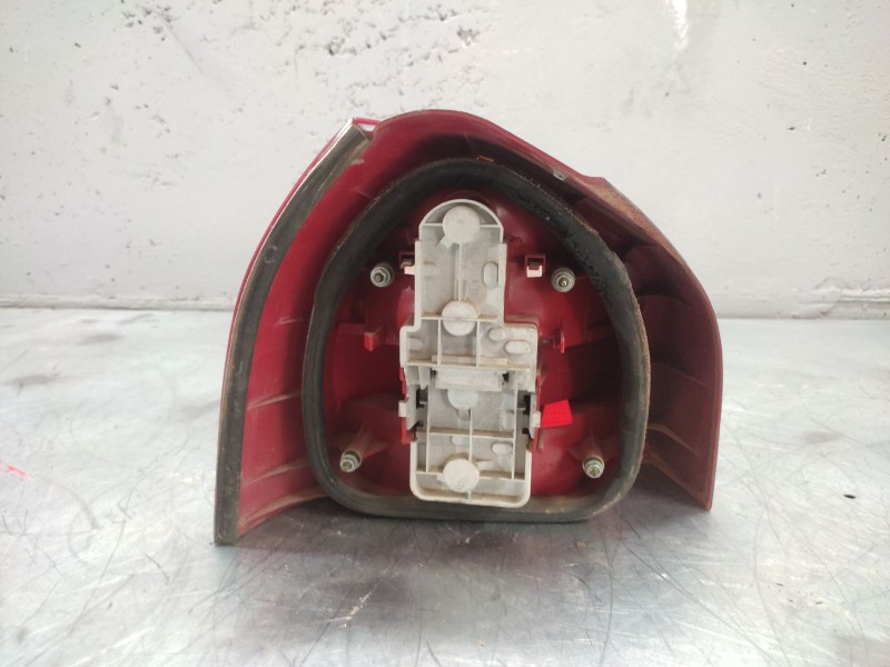 Recambio de piloto trasero derecho para audi a3 (8l) 1.8 ambiente referencia OEM IAM   