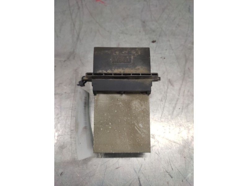 Recambio de resistencia calefaccion para opel movano combi medio 3.5t referencia OEM IAM 661747LD  