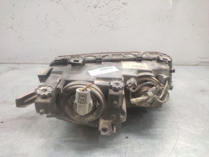 Recambio de faro izquierdo para bmw serie 3 berlina (e46) 2.0 16v diesel cat referencia OEM IAM 63126906493  