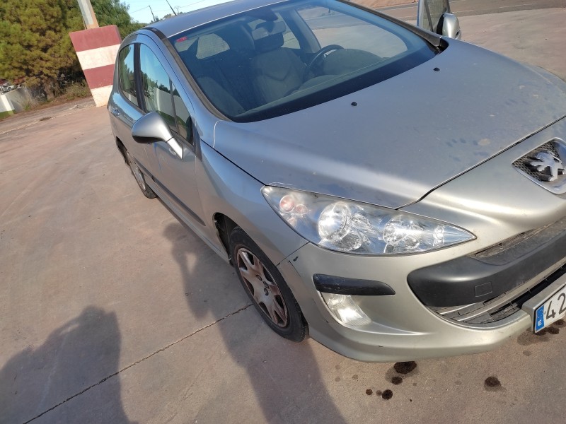peugeot 308 del año 2008