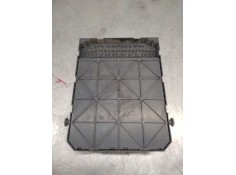 Recambio de caja reles / fusibles para peugeot 308 confort referencia OEM IAM 9663798180  bsi 2