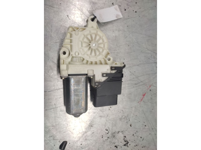 Recambio de motor elevalunas trasero izquierdo para seat toledo (1m2) signo referencia OEM IAM 1C0959811A  