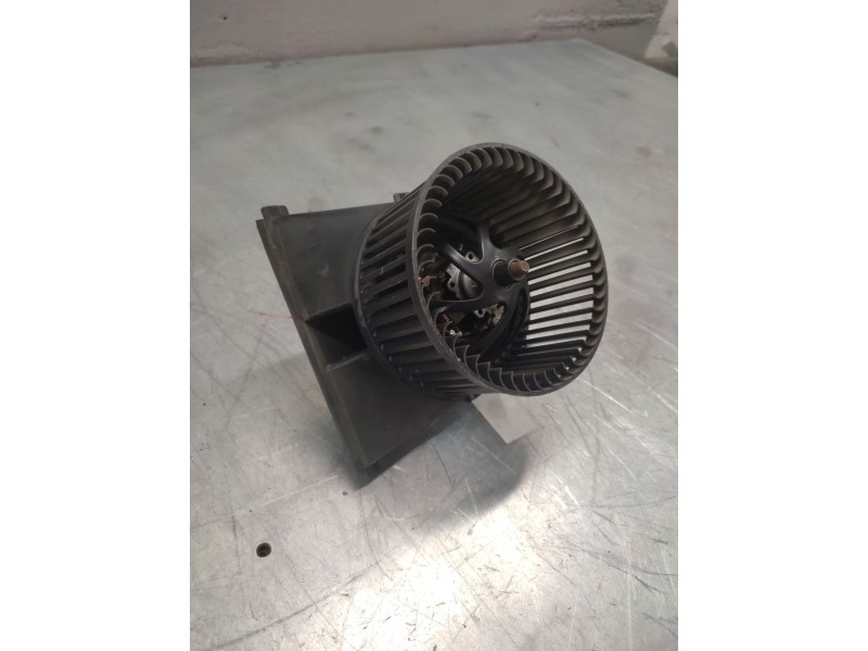 Recambio de ventilador calefaccion para audi a3 (8l) 1.8 ambiente referencia OEM IAM 1J1819021A  2 PINS