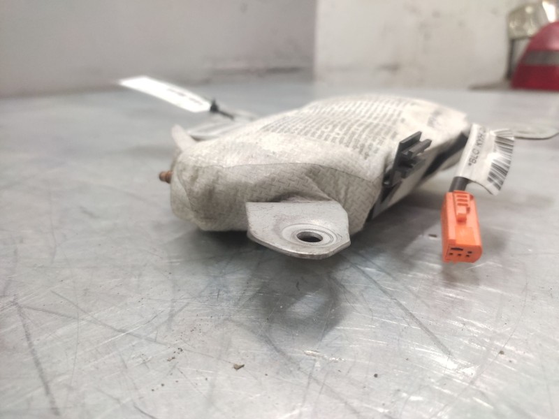 Recambio de airbag lateral delantero izquierdo para bmw serie 5 berlina (e39) 530d referencia OEM IAM 30826833103D  