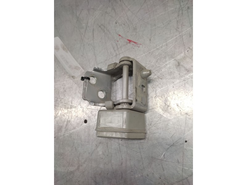 Recambio de bisagra trasera izquierda para peugeot 207 urban referencia OEM IAM   