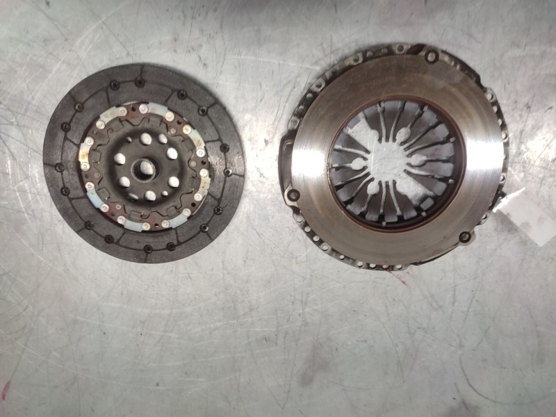 Recambio de kit embrague para audi a3 (8l) 1.9 tdi ambiente referencia OEM IAM   