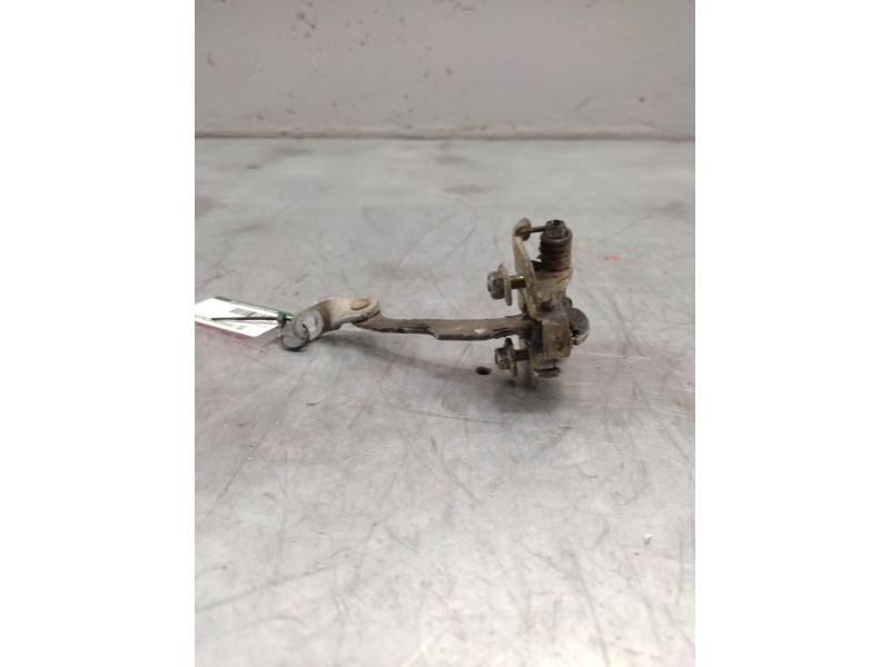 Recambio de retenedor puerta para citroën c3 1.4 furio referencia OEM IAM traseroderecho  
