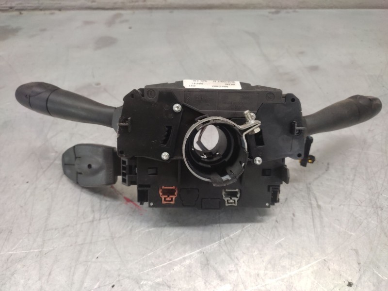 Recambio de mando multifuncion para peugeot 207 urban referencia OEM IAM 96657288XT  