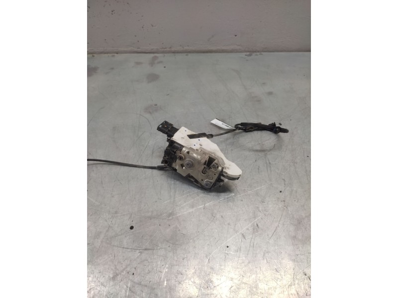 Recambio de cerradura puerta delantera derecha para peugeot 207 urban referencia OEM IAM  6 PINS 