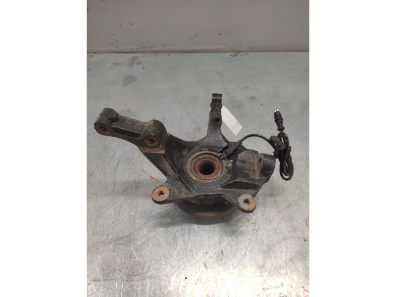 Recambio de mangueta delantera derecha para opel vivaro 1.9 cdti cat (f9q-760 / l08) referencia OEM IAM   