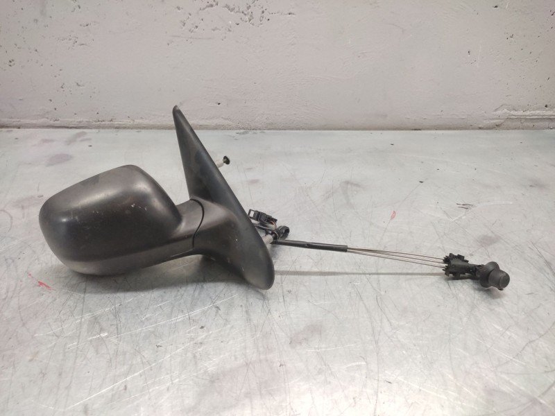 Recambio de retrovisor derecho para seat cordoba berlina (6k2) stella referencia OEM IAM  manual 