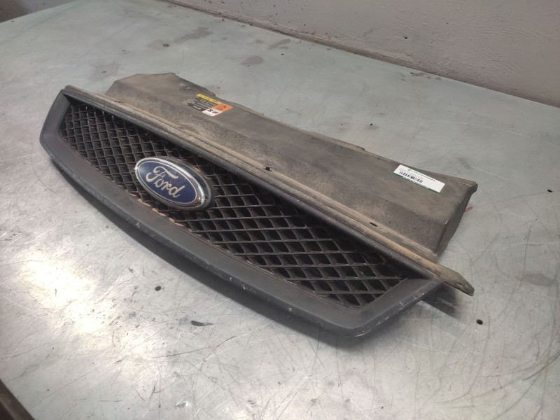 Recambio de rejilla delantera central para ford focus berlina (cap) ambiente (d) referencia OEM IAM   