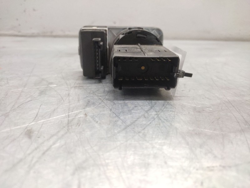 Recambio de mando luces para seat cordoba berlina (6k2) stella referencia OEM IAM   