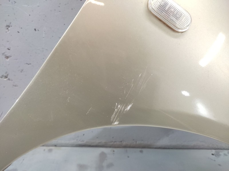 Recambio de aleta delantera derecha para nissan micra (k12e) acenta referencia OEM IAM   