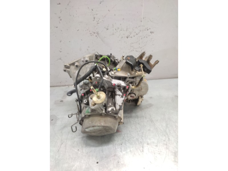 Recambio de caja cambios para citroën xsara picasso 2.0 hdi sx plus referencia OEM IAM 20DL64  