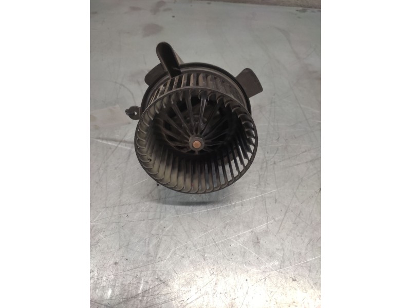 Recambio de ventilador calefaccion para citroën xsara picasso 1.8 16v referencia OEM IAM B9506  