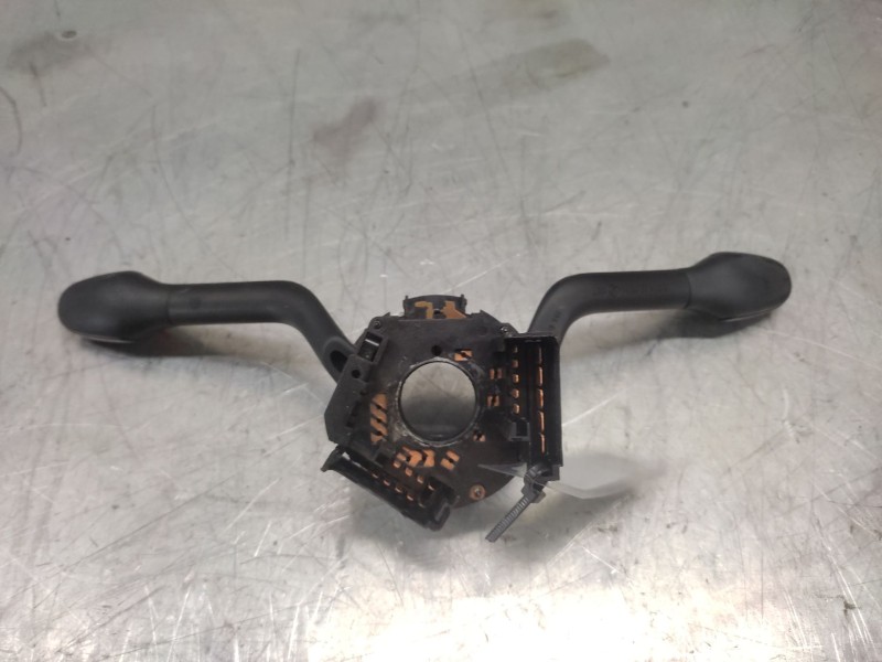 Recambio de mando multifuncion para seat cordoba berlina (6k2) stella referencia OEM IAM   