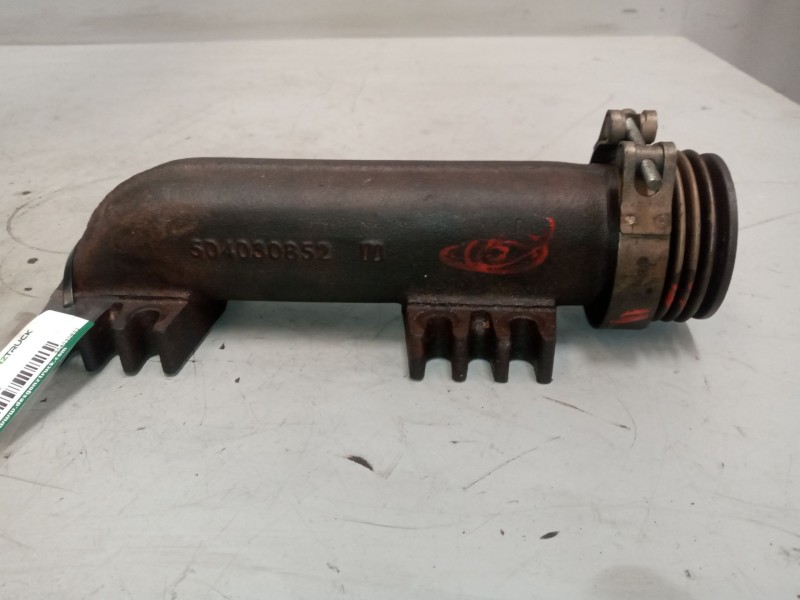 Recambio de colector escape para iveco stralis (as) 12.9 diesel referencia OEM IAM 504030852  