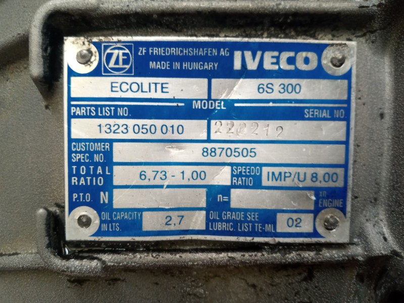 Recambio de caja cambios para iveco daily combi bus referencia OEM IAM 6S300 8870505 1323050010