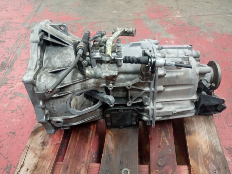 Recambio de caja cambios para iveco daily combi bus referencia OEM IAM 6S300 8870505 1323050010