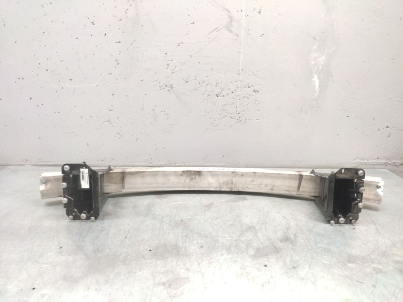 Recambio de refuerzo paragolpes delantero para mercedes-benz clase b (w245) 180 cdi (245.207) referencia OEM IAM   