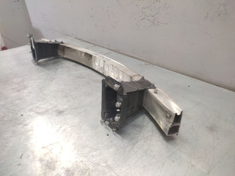 Recambio de refuerzo paragolpes delantero para mercedes-benz clase b (w245) 180 cdi (245.207) referencia OEM IAM   