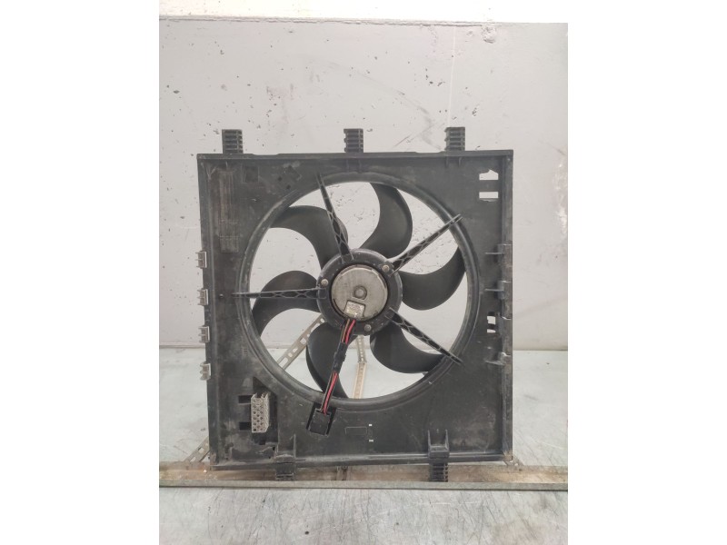 Recambio de electroventilador para mercedes-benz vito marco polo (638) 112 cdi referencia OEM IAM 6385002293  